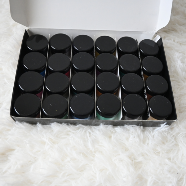 13 24 Color Mica Powder Pigment Set